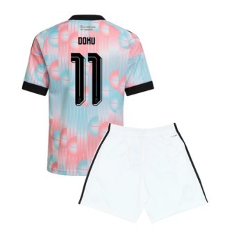 België Jeremy Doku #11 Uit tenue Kids WK 2026 Voetbalshirt Korte Mouw + Shorts