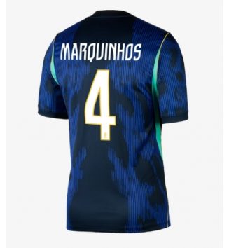 Brazilië Marquinhos #4 Uit tenue WK 2026 Voetbalshirt Korte Mouw Brazilië Marquinhos #4 Uit tenue WK 2026 Voetbalshirt Korte Mouw