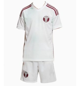 Qatar Uit tenue Kids WK 2026 Voetbalshirt Korte Mouw + Shorts
