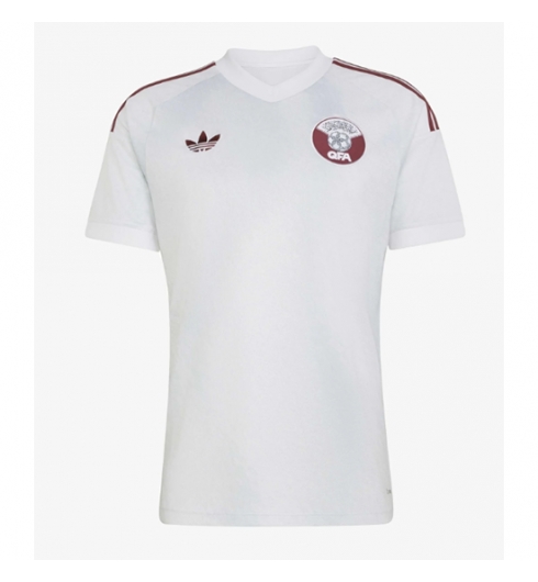 Qatar Uit tenue WK 2026 Voetbalshirt Korte Mouw Qatar Uit tenue WK 2026 Voetbalshirt Korte Mouw