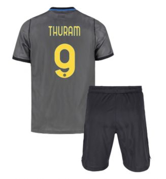 Inter Milan Marcus Thuram #9 Derde tenue Kids 2026-27 Voetbalshirt Korte Mouw + Shorts Inter Milan Marcus Thuram #9 Derde tenue Kids 2026-27 Voetbalshirt Korte Mouw + Shorts