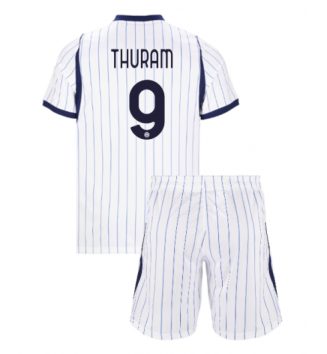 Inter Milan Marcus Thuram #9 Uit tenue Kids 2026-27 Voetbalshirt Korte Mouw + Shorts Inter Milan Marcus Thuram #9 Uit tenue Kids 2026-27 Voetbalshirt Korte Mouw + Shorts
